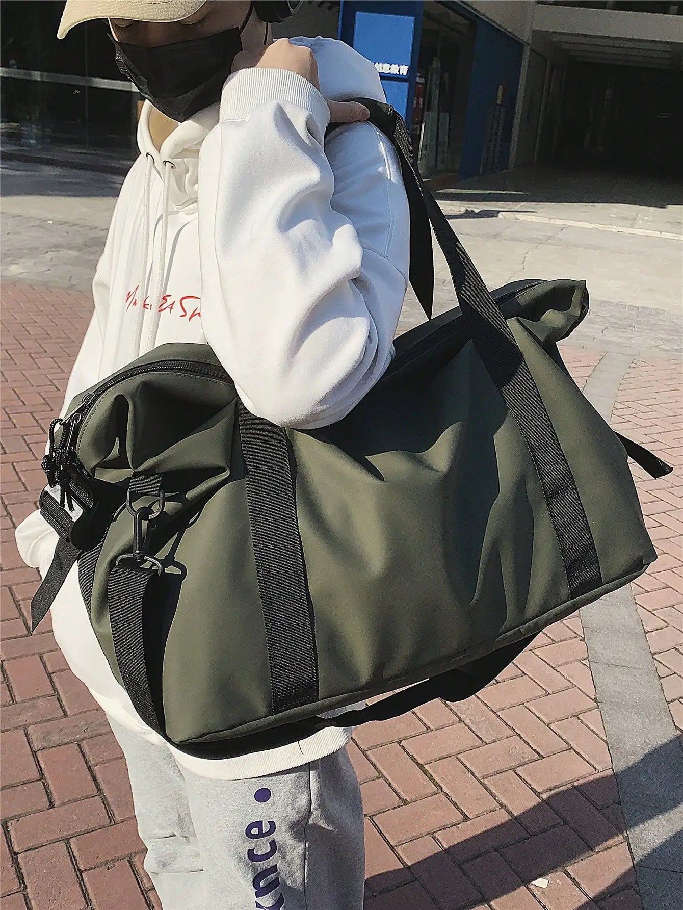 Handheld Travel Bag Large Capacity Nylon for Sports and Fitness Crossbody