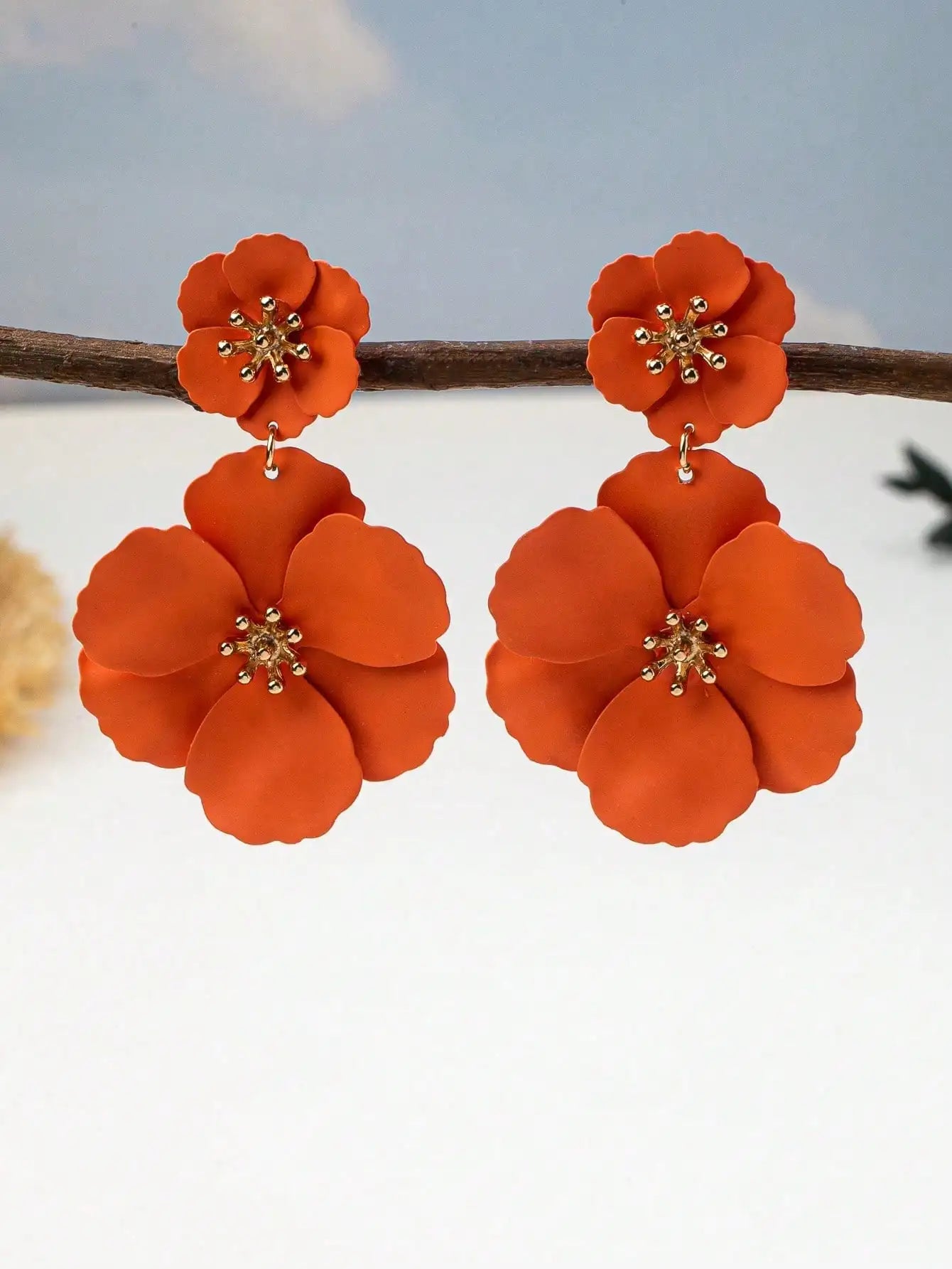 Flower Dangle Earrings for Women Lightweight Gold Center Detail